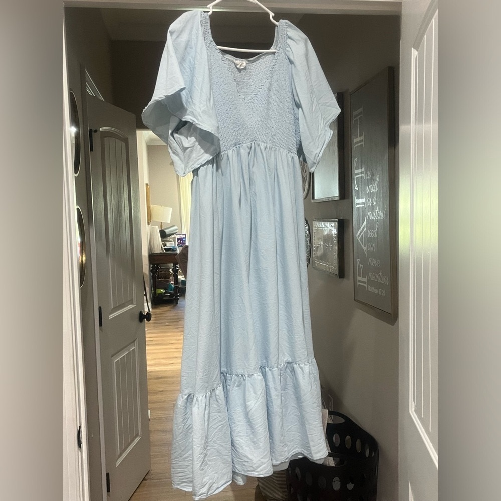 Pink blush maternity dress - worn once for just a few hours, hung to dry